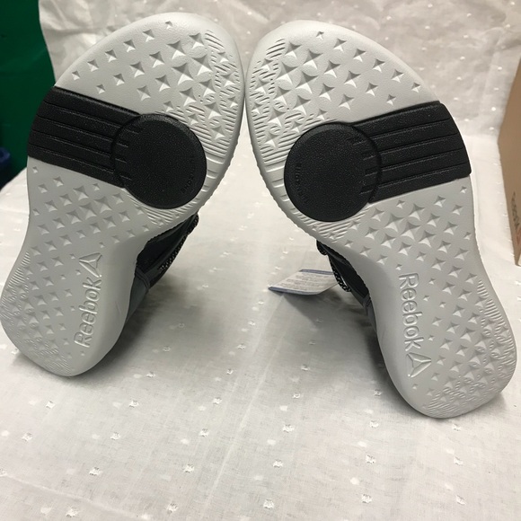 Brand new Reebok’s studio fitness - Picture 2 of 4